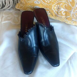 Sestino -Super Funky Fringed Mules